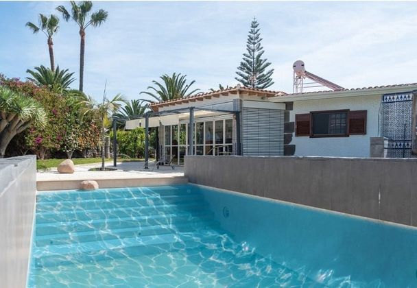 Foto 2 de Xalet en venda a San Felipe-San Marcos-Las Cañas de 4 habitacions amb terrassa i piscina