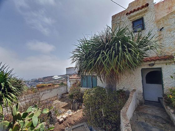 Foto 1 de Casa rural en venda a calle Montaña de Guia de 3 habitacions i 116 m²