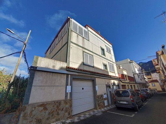 Foto 1 de Venta de chalet en calle Isla de Tenerife de 8 habitaciones con terraza y garaje