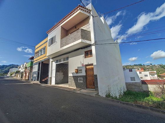 Foto 1 de Casa en venda a calle Guardia Antonio Ojeda de 4 habitacions amb terrassa i garatge