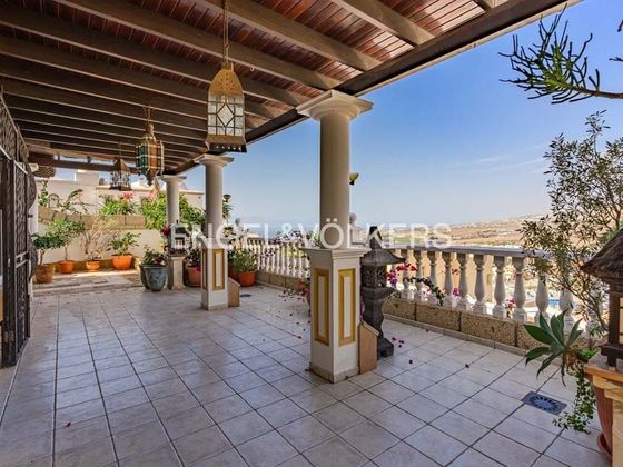 Foto 1 de Casa en venda a Costa Adeje de 4 habitacions amb terrassa i piscina