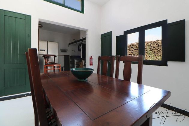 Foto 2 de Xalet en venda a Haría pueblo de 3 habitacions amb terrassa