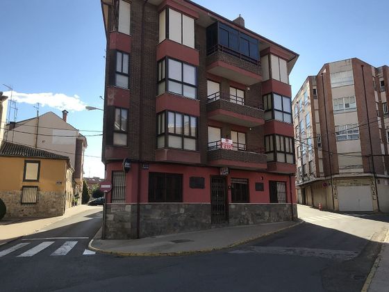 Foto 1 de Venta de piso en calle Del Matadero de 4 habitaciones con terraza y garaje