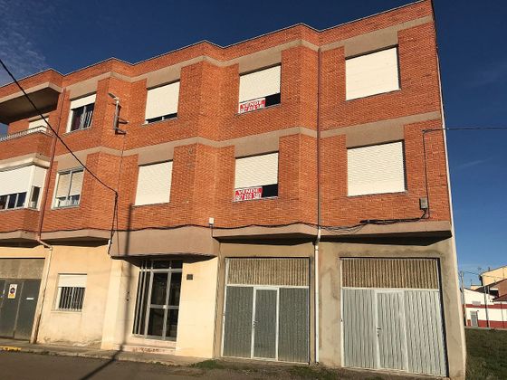 Foto 1 de Venta de piso en Astorga de 3 habitaciones con terraza