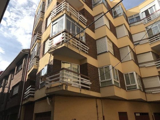 Foto 1 de Venta de piso en Astorga de 3 habitaciones con garaje