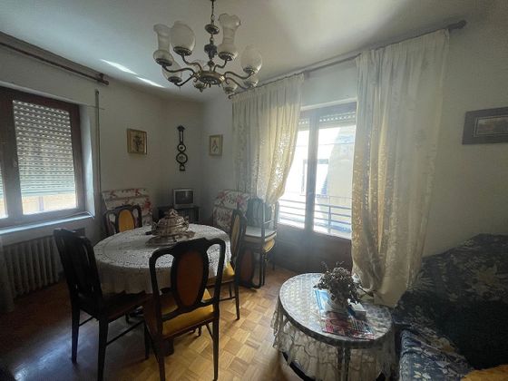 Foto 2 de Pis en venda a calle Rodríguez de Cela de 3 habitacions amb balcó i calefacció