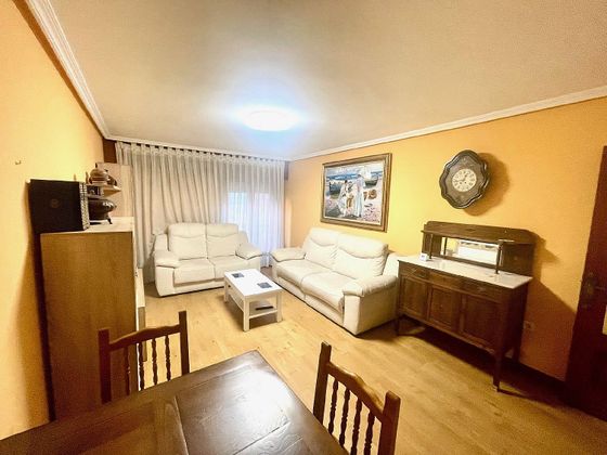 Foto 2 de Pis en venda a Astorga de 3 habitacions amb calefacció i ascensor
