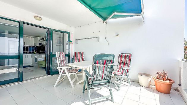 Foto 2 de Piso en venta en Puerto del Carmen de 3 habitaciones con terraza y garaje