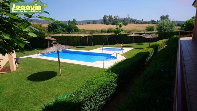 Foto 2 de Xalet en venda a Alcolea de 3 habitacions amb terrassa i piscina