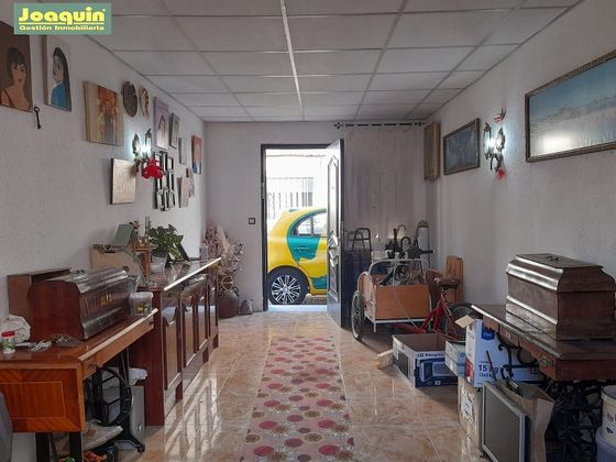 Foto 1 de Casa en venda a Poniente-Norte - Miralbaida - Parque Azahara de 4 habitacions amb aire acondicionat i calefacció