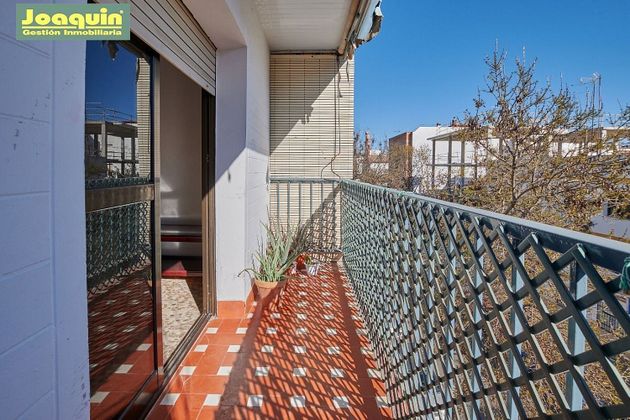Foto 1 de Pis en venda a Santa Rosa - Valdeolleros de 3 habitacions amb terrassa