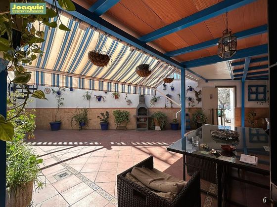 Foto 2 de Casa en venda a Poniente-Norte - Miralbaida - Parque Azahara de 4 habitacions amb terrassa