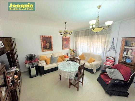Foto 2 de Casa en venda a Cañero de 4 habitacions amb terrassa