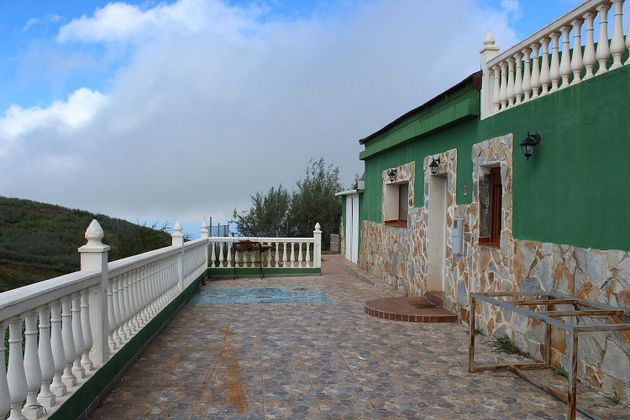 Foto 1 de Casa rural en venda a Santa María de Guía de 1 habitació amb terrassa i jardí
