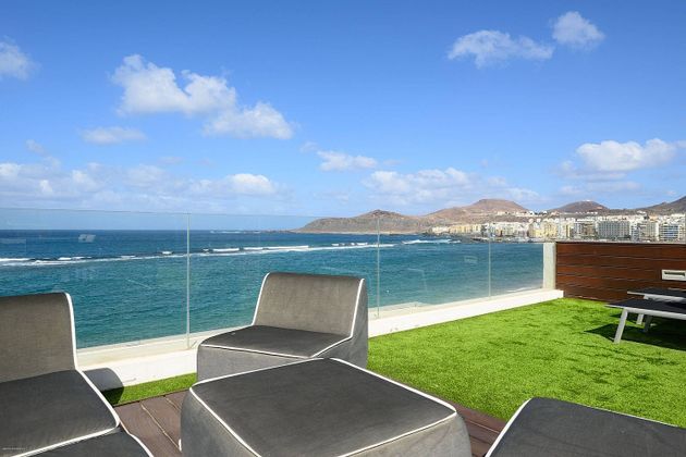 Foto 2 de Àtic en venda a Santa Catalina - Canteras de 2 habitacions amb terrassa i balcó