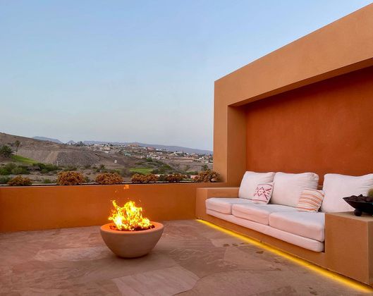 Foto 2 de Chalet en venta en El Tablero - El Salobre de 5 habitaciones con terraza y piscina