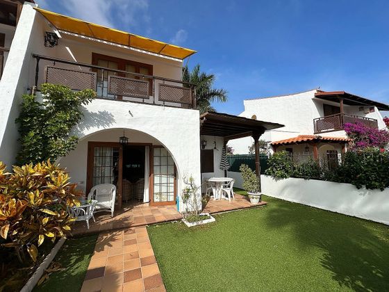 Foto 2 de Casa en alquiler en Playa del Inglés de 3 habitaciones con terraza y piscina