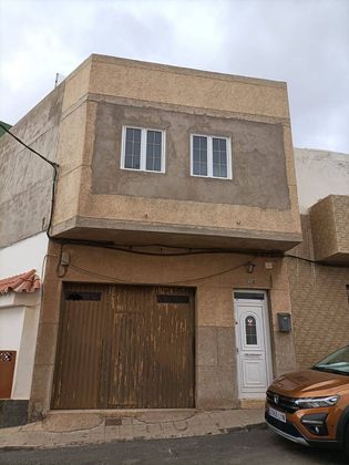 Foto 1 de Casa en venta en Carrizal de 6 habitaciones con terraza y garaje