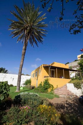 Foto 1 de Casa rural en venda a Santa María de Guía de 3 habitacions amb terrassa i jardí