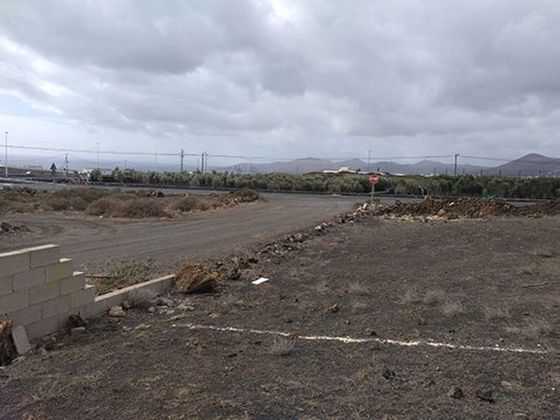 Foto 2 de Venta de terreno en carretera Los Lirios a Conil de 1121 m²