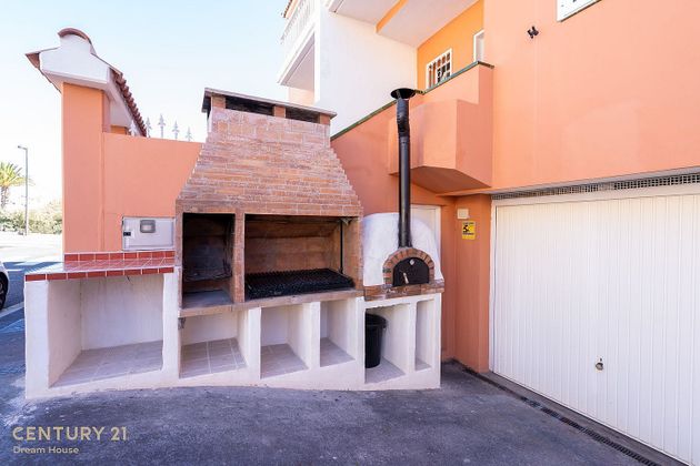 Foto 2 de Casa en venda a San Isidro de 3 habitacions amb terrassa i garatge