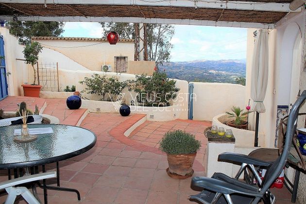 Foto 1 de Xalet en venda a Arenas de 2 habitacions amb terrassa i jardí