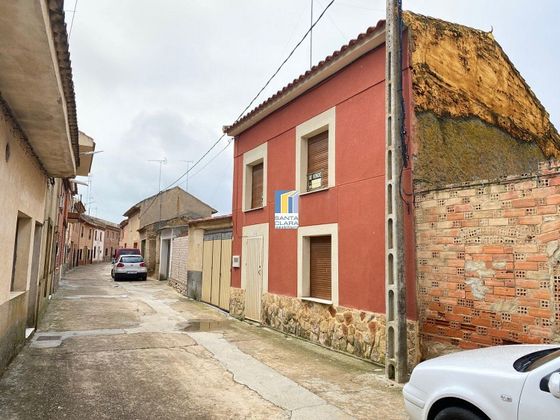 Foto 1 de Casa en venda a Villalpando de 3 habitacions amb garatge i calefacció