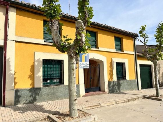 Foto 1 de Casa en venta en Torres del Carrizal de 4 habitaciones con garaje y jardín