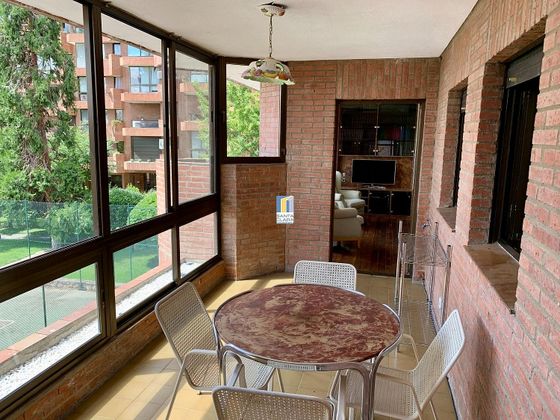 Foto 1 de Venta de piso en Barrios Bajos - La Horta de 4 habitaciones con terraza y piscina