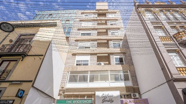 Foto 1 de Venta de piso en calle Del Castillo de 3 habitaciones con garaje y ascensor