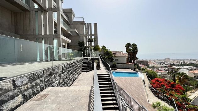 Foto 2 de Venta de casa adosada en Ifara - Urbanización Anaga de 6 habitaciones con terraza y piscina