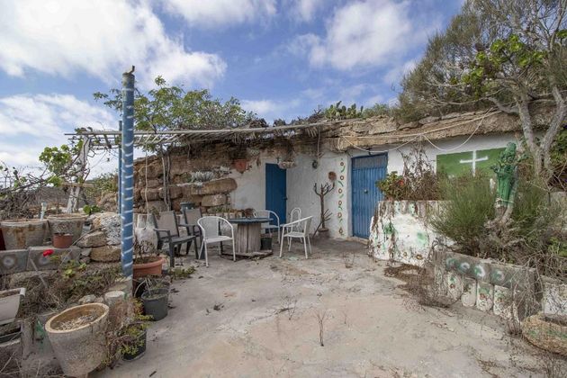 Foto 2 de Casa rural en venda a carretera General Icorlas Eras de 1 habitació i 25000 m²