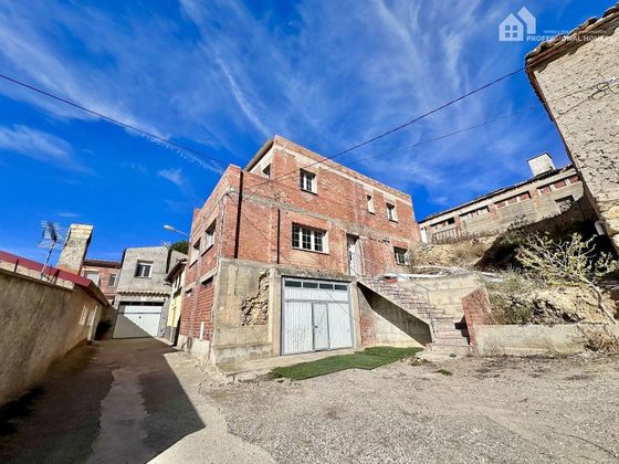 Foto 2 de Casa en venda a calle Arriba de 3 habitacions amb garatge i balcó