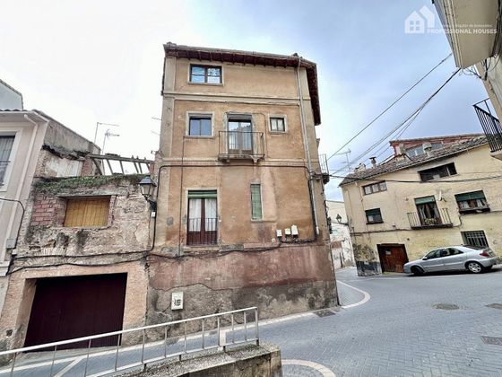 Foto 2 de Casa en venda a calle Castelnou de 3 habitacions amb calefacció