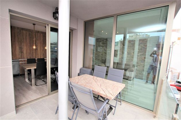 Foto 1 de Piso en venta en Arguineguín de 2 habitaciones con terraza y aire acondicionado