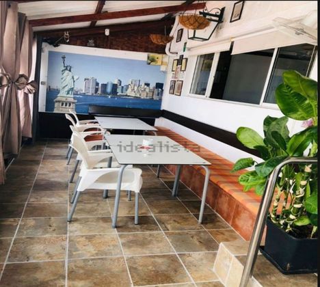 Foto 2 de Local en venta en avenida Jose Antonio Tavio con terraza y aire acondicionado
