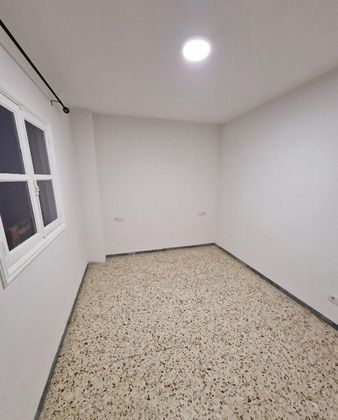 Foto 2 de Venta de piso en La Cuesta - Gracia - Finca España de 2 habitaciones con ascensor