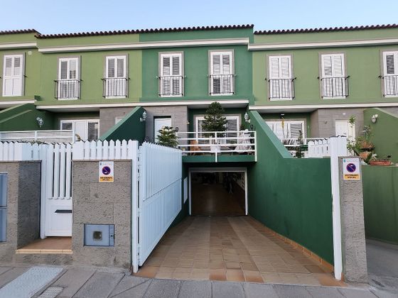 Foto 1 de Casa en venta en calle Borraja de 3 habitaciones con terraza y garaje