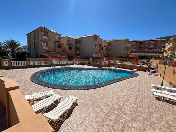 Foto 1 de Pis en lloguer a Las Caletillas-Punta Larga de 1 habitació amb terrassa i piscina