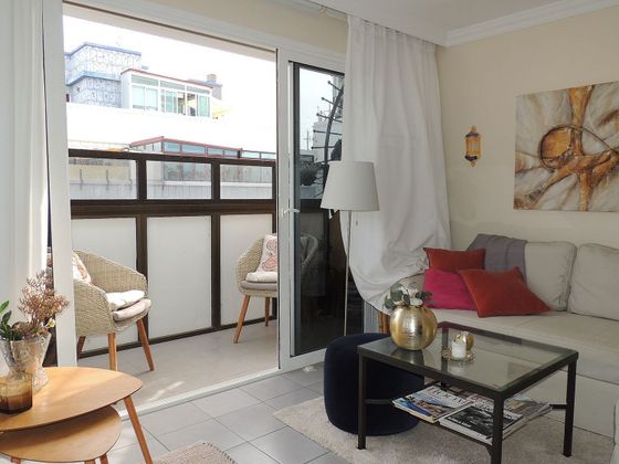 Foto 2 de Àtic en venda a calle Luis Morote de 1 habitació amb terrassa i ascensor