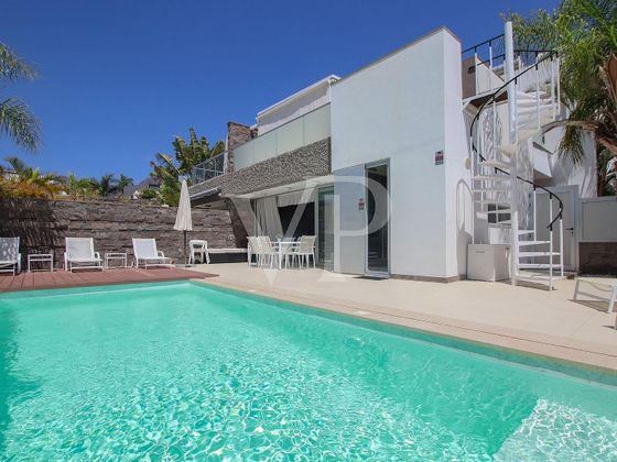 Foto 2 de Casa en venda a Costa Adeje de 5 habitacions amb terrassa i piscina