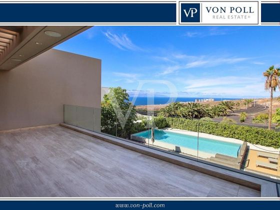 Foto 1 de Casa en venda a Costa Adeje de 5 habitacions amb terrassa i piscina