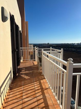 Foto 1 de Piso en venta en Centro - La Vega Alta de 3 habitaciones con terraza y garaje