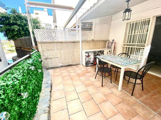 Foto 2 de Dúplex en venta en calle La Tosca de 2 habitaciones con terraza y piscina