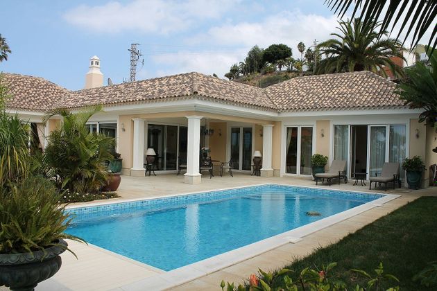Foto 1 de Edifici en venda a Santa Úrsula amb piscina i calefacció