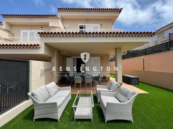 Foto 1 de Casa en venda a Puerto de Santiago de 3 habitacions amb terrassa i piscina