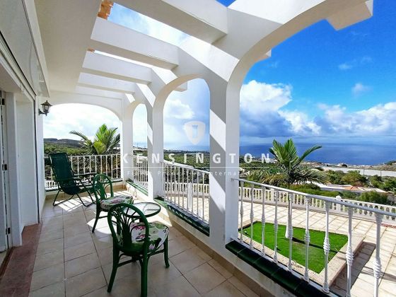 Foto 1 de Xalet en venda a Playa de San Juan de 4 habitacions amb terrassa i piscina