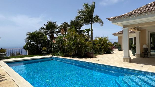 Foto 1 de Chalet en venta en Santa Úrsula de 3 habitaciones con terraza y piscina