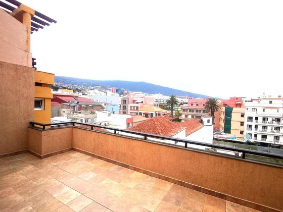 Foto 1 de Àtic en venda a Zona Martiánez de 3 habitacions amb terrassa