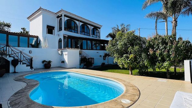 Foto 1 de Xalet en venda a calle Lugar El Rincon de 7 habitacions amb terrassa i piscina